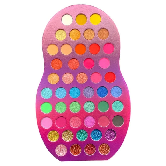 Eyeshadow pallet - Picture 1 of 2